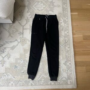 FIGS Black Jogger Scrubs